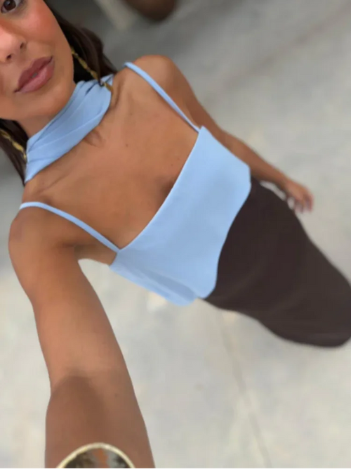 Abito Lungo da Donna con Scollo Quadrato e Sciarpa