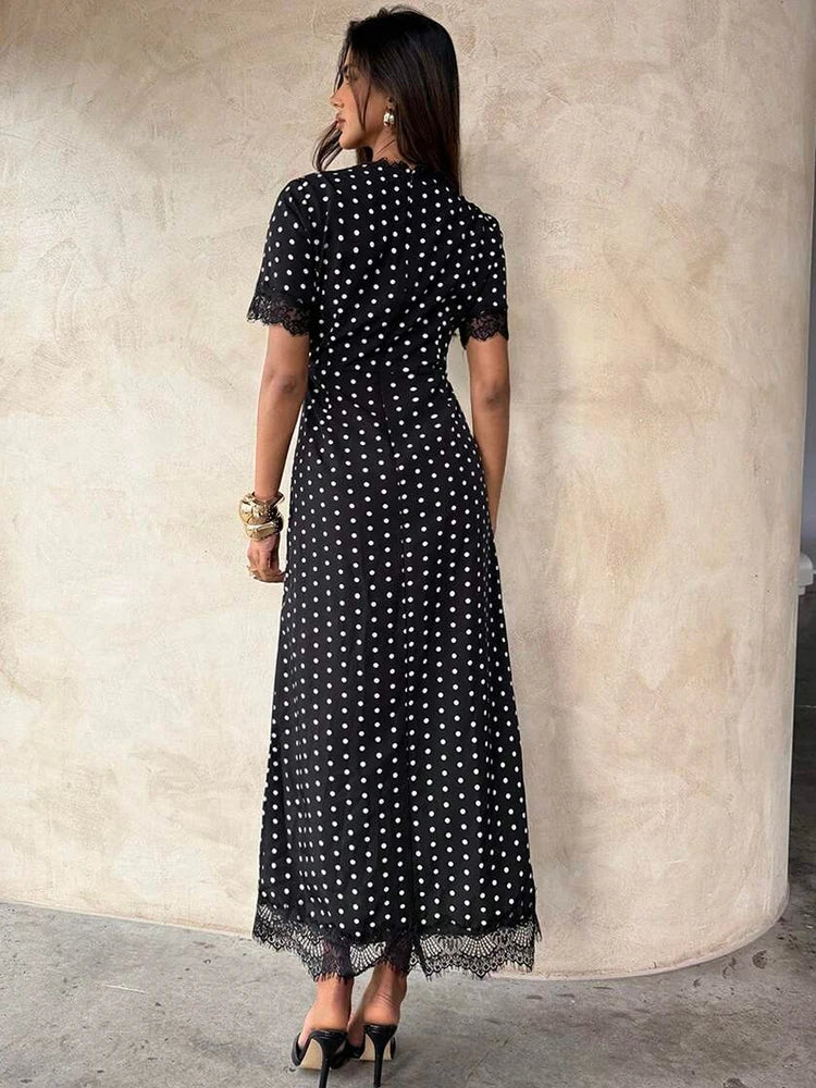 Abito Lungo da Donna a Pois con Dettaglio Cut-Out e Pizzo