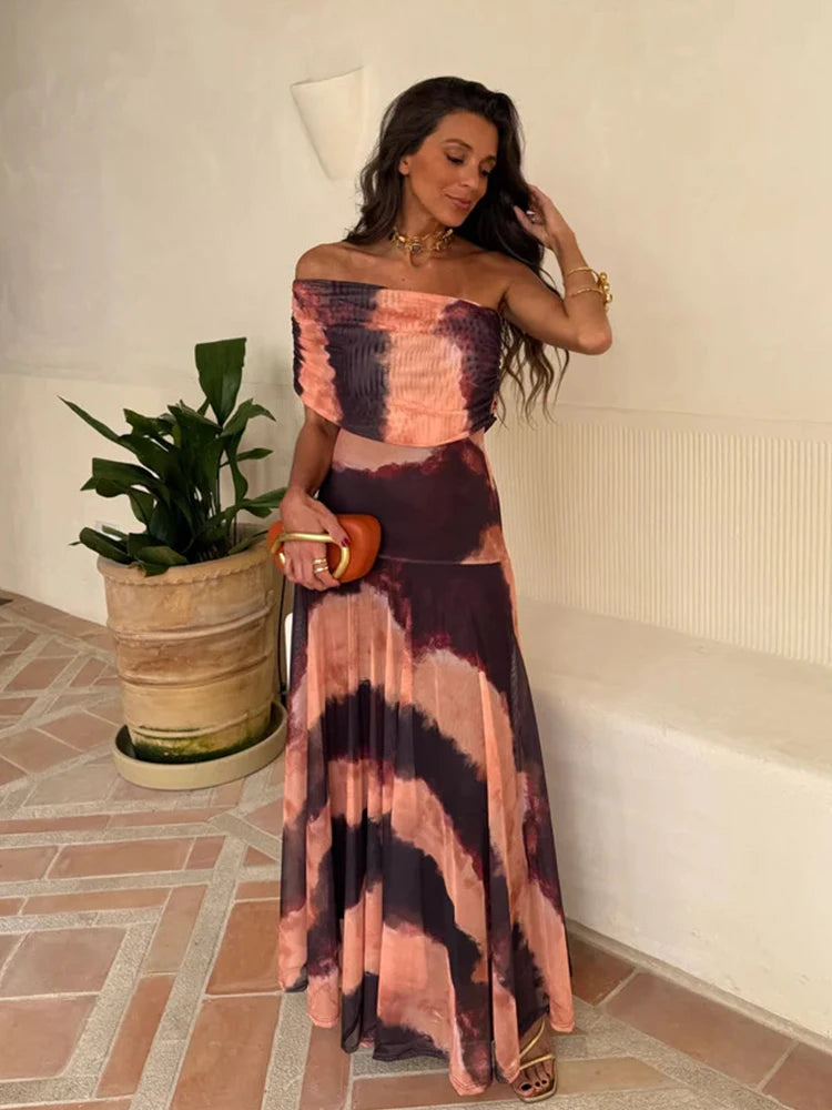 Abito Lungo da Donna Monospalla con Stampa Vintage e Dettaglio Arricciato
