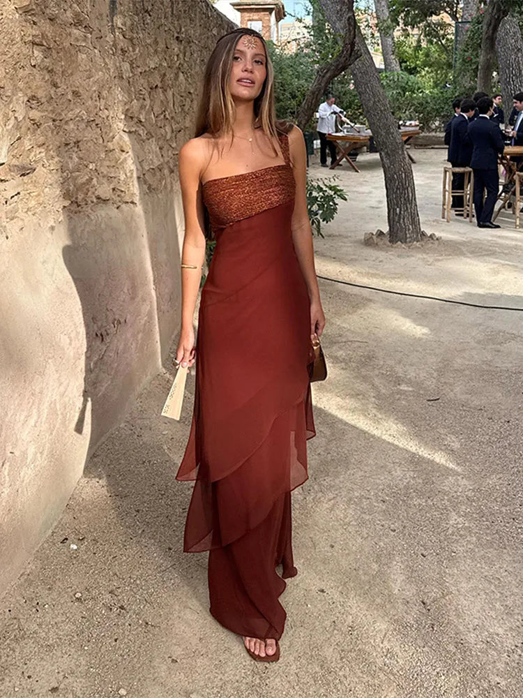 Abito Lungo da Donna Senza Maniche con Scollo Asimmetrico e Volant Rosso